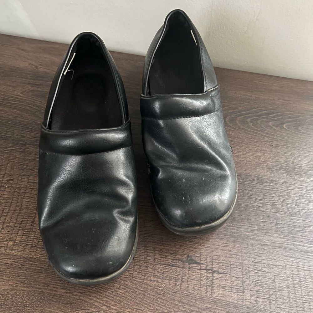 Women's Safe Step Clogs Size 7.5